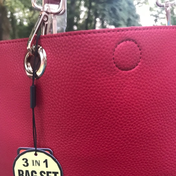 Handbag - Picture 3 of 5